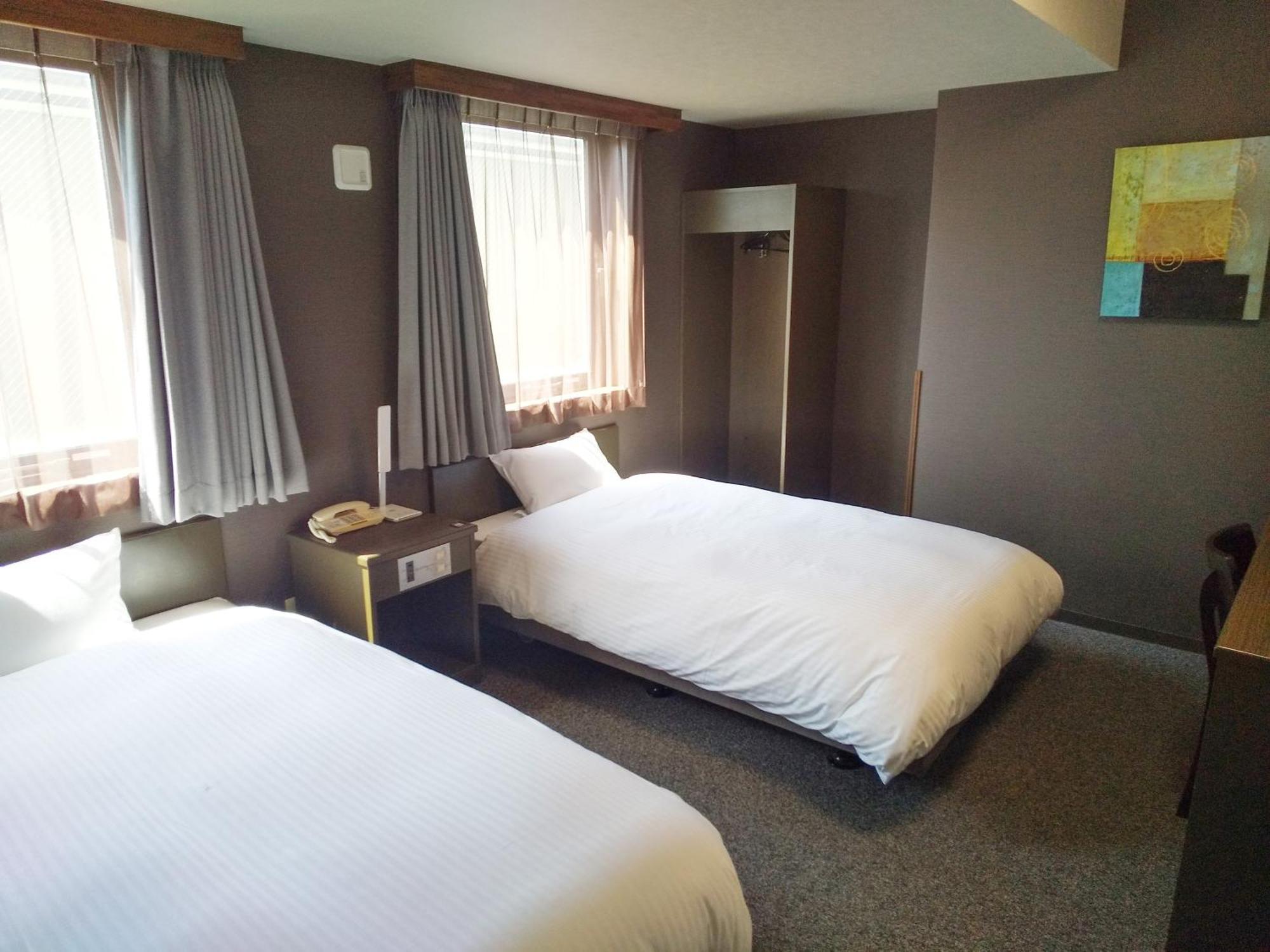 Hotel Route-Inn Gifukencho Minami מראה חיצוני תמונה